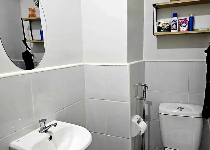 Cozy Plumera Near Mactan Airport アパート